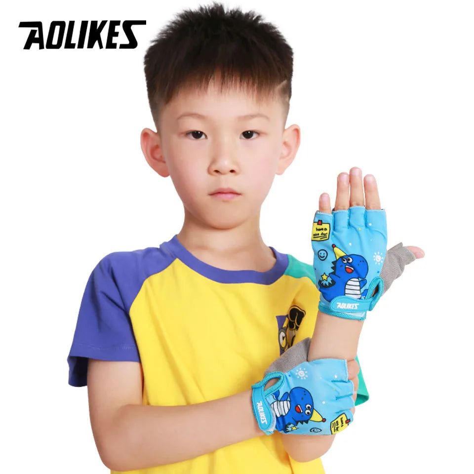 AOLIKES Kids Cycling Gloves Half Finger Skate Child Mountain Bike Bicycle Gloves Sports Gloves for Boys and Girls Children