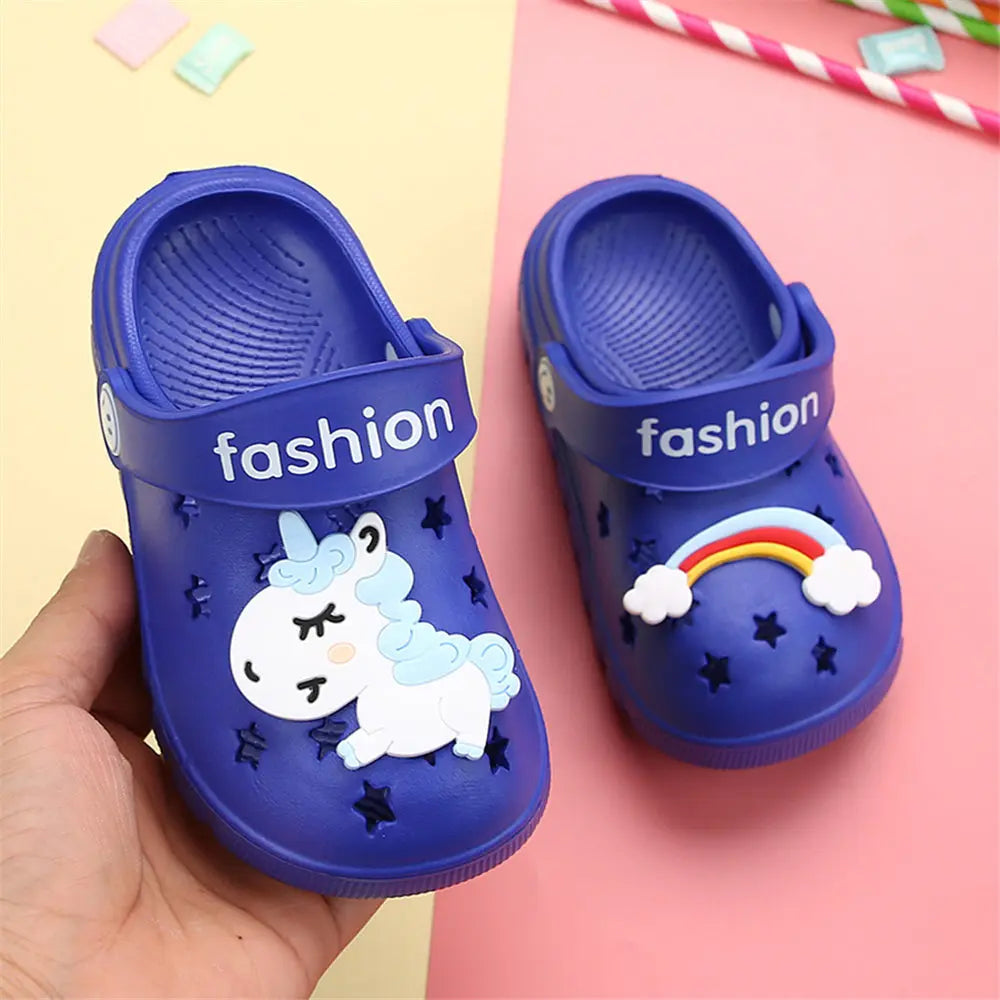 Unicorn Slippers for Boy Girl Rainbow Shoes 2019 Summer Toddler Animal Kids Outdoor Baby Slippers PVC Cartoon Kids Slippers