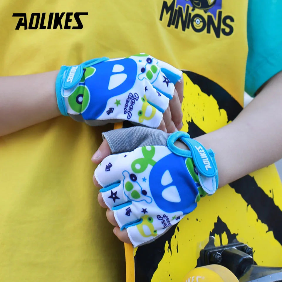 AOLIKES Kids Cycling Gloves Half Finger Skate Child Mountain Bike Bicycle Gloves Sports Gloves for Boys and Girls Children