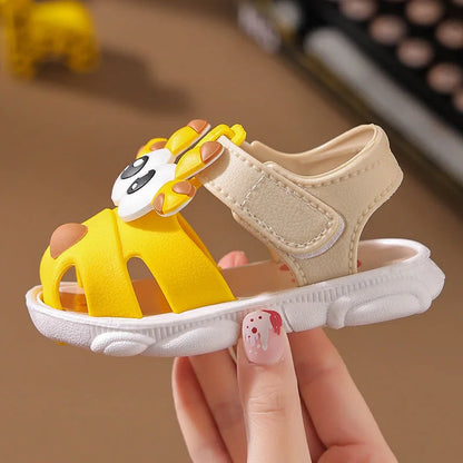 Children's baby sandals new boys cartoon cute baby soft bottom non-slip baby step shoes girls outdoor casual kids Baotou shoes