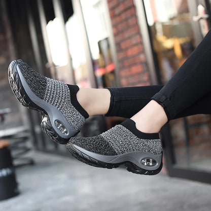 Women's Walking Shoes Fashion Air Cushion Thick Bottom Sneakers Slip-on Lightweight Breathable Casual Shoes