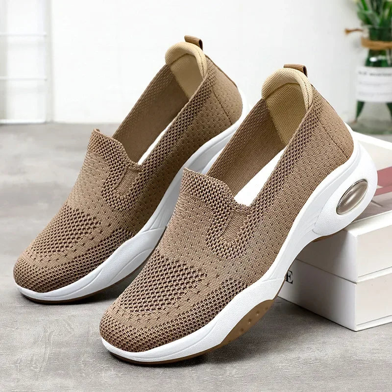 Women Casual Flat Breathable Knitted Sneakers Spring Autumn Sports Tennis Shoes Woman Fashion Slip on Soft Bottom Walking Shoes