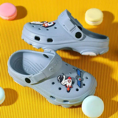 3-12y Kids Mules & Clogs Summer Boys Girls Sandals Cartoon 6 Colors Non-slip Comfortable Beach Slippers Children Garden Shoes 24