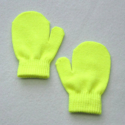 1pc Soft and Warm Kids Gloves for Winter Accessories Classic Design for 1-4 Year Olds Toddlers Baby Mittens