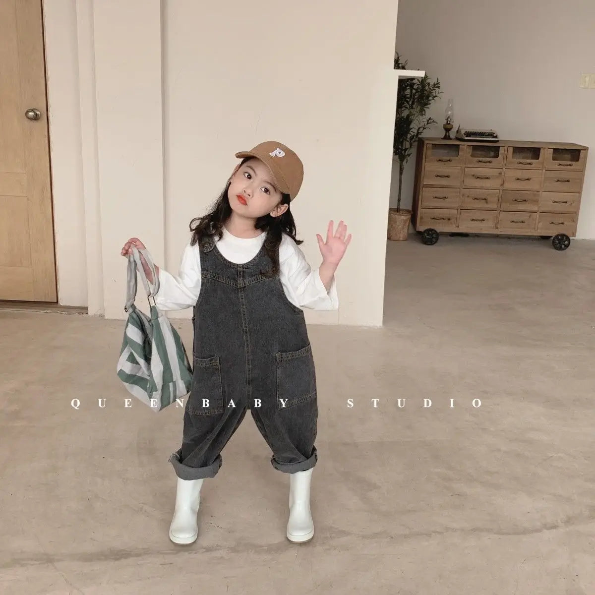 Kids Pants Spring Autumn Boys and Girls Large Baggy Denim Kids Overalls New Fashion Cute Warm Casual Solid Soft Retro Unisex