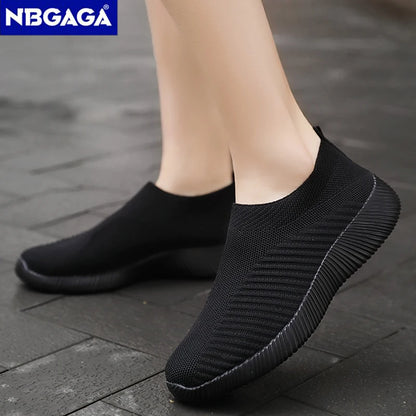 Women Casual Shoes Fashion Breathable Walking Flat Shoes Slip On Black Female Loafers Lightweight Jogging Shoes