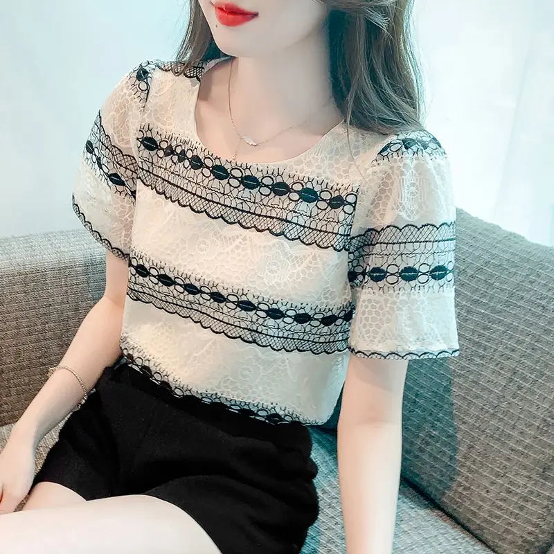 Women Stylish Contrast Color Hollow Lace Sweet Chic Short Sleeve T-shirt 2024 Summer Female Korean Style Casual O Neck Slim Tops