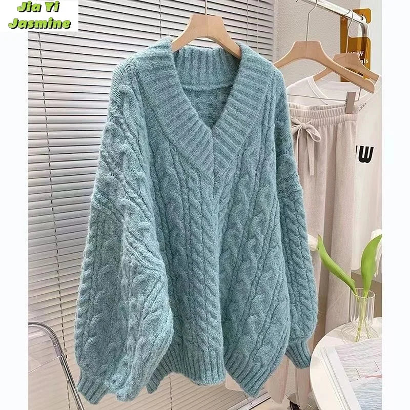 Women's Autumn and Winter Fashion Loose Outer Wear Lazy Style Niche Warm Knit Sweater Top