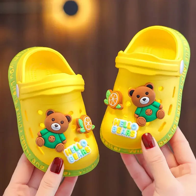 Children's Slippers Cute Cartoon Girls Boys with Soft Soles Baby Bags Perforated Shoes Home and Baby Sandals