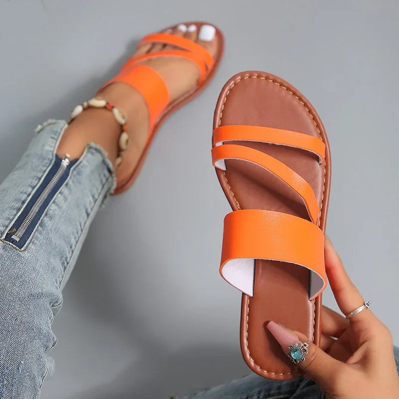 2024 Summer Flat Heel Sandals for Women Casual Plus Size Beach Slippers Woman Pu   andal