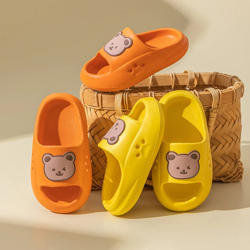 Children Slippers Summer Cartoon Bear Home Shoes For Boy Girls Soft Eva Flat Heel Slippers Beach Child Kids Baby Slides