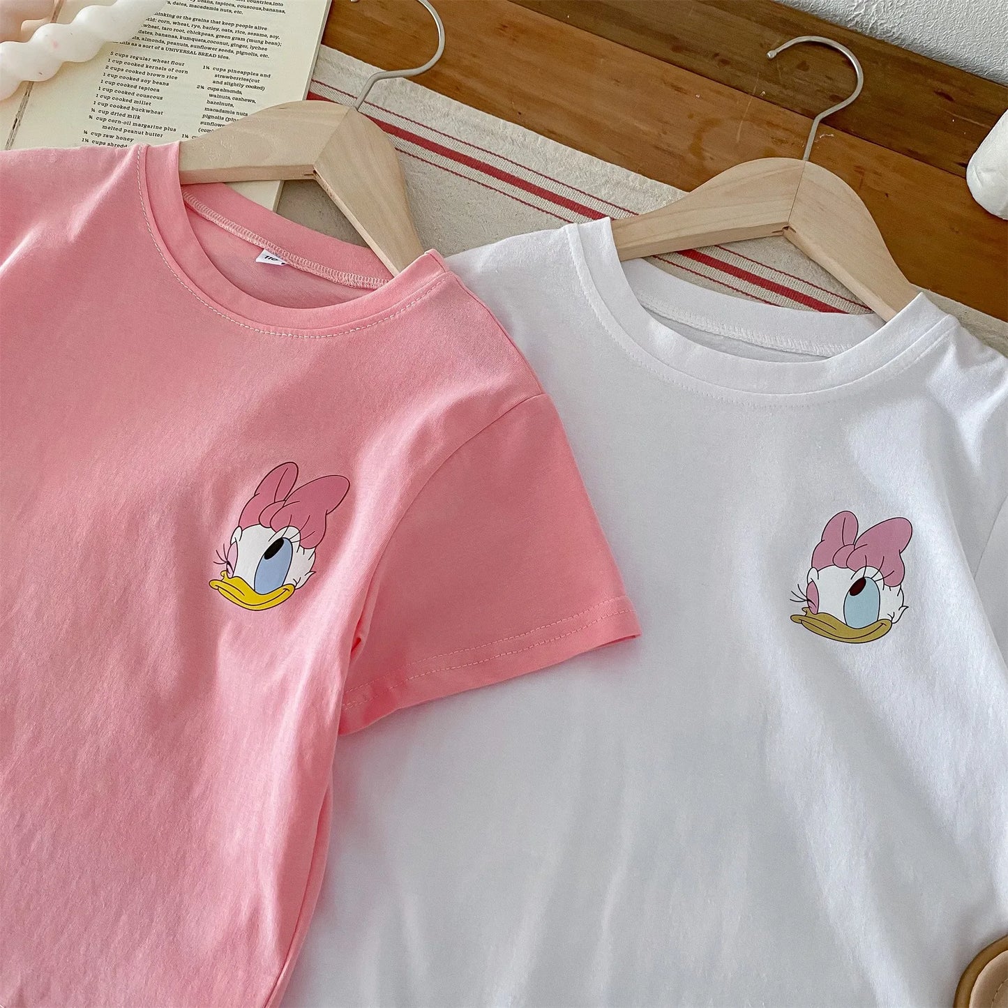 Disney Cartoon Cute Baby Girl's T-shirt Summer Clothing Loose Casual Short Sleeve Top Children Tees Daisy Pattern Kids T Shirts