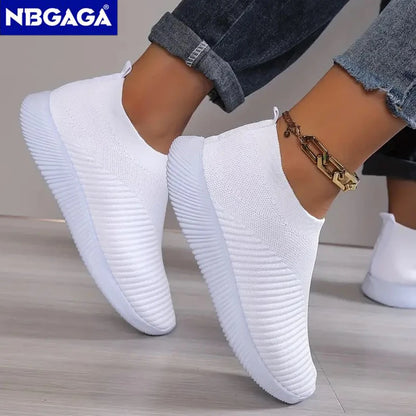 Women Casual Shoes Fashion Breathable Walking Flat Shoes Slip On Black Female Loafers Lightweight Jogging Shoes