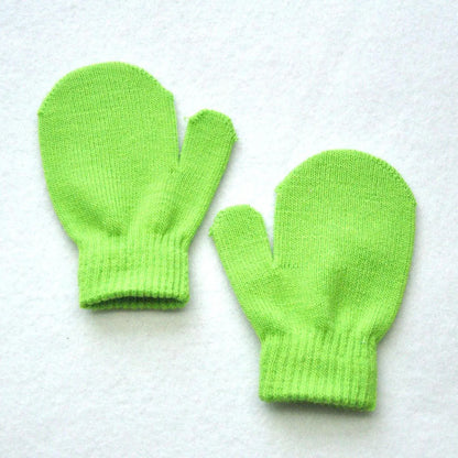 1pc Soft and Warm Kids Gloves for Winter Accessories Classic Design for 1-4 Year Olds Toddlers Baby Mittens