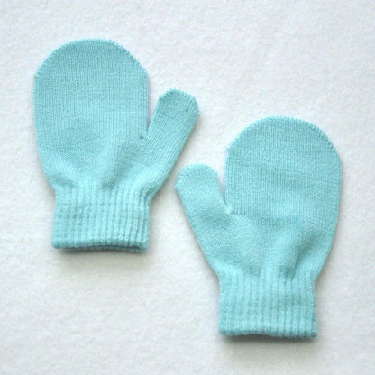 1pc Soft and Warm Kids Gloves for Winter Accessories Classic Design for 1-4 Year Olds Toddlers Baby Mittens