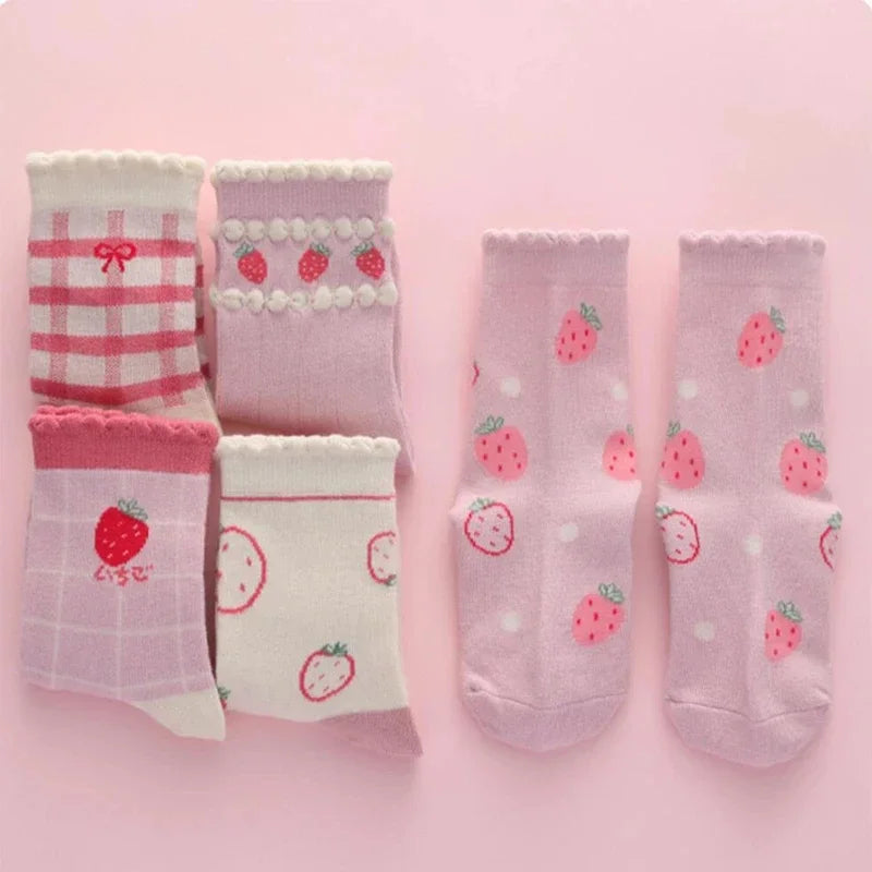 5 pairs of children's mid tube socks with spring and autumn love flower print for girls to keep warm. Children's mid tube socks