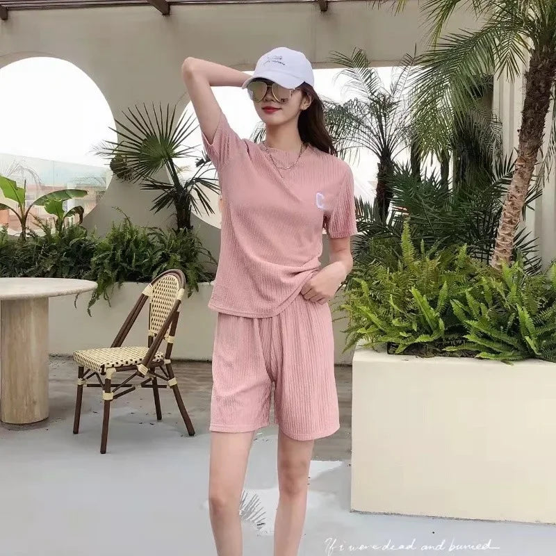 Fashionable Lightweight Casual Short Sleeve Women's Suit Outerwear Plenty Pleats Fashionable Letter Printed Homewear 2-piece Set