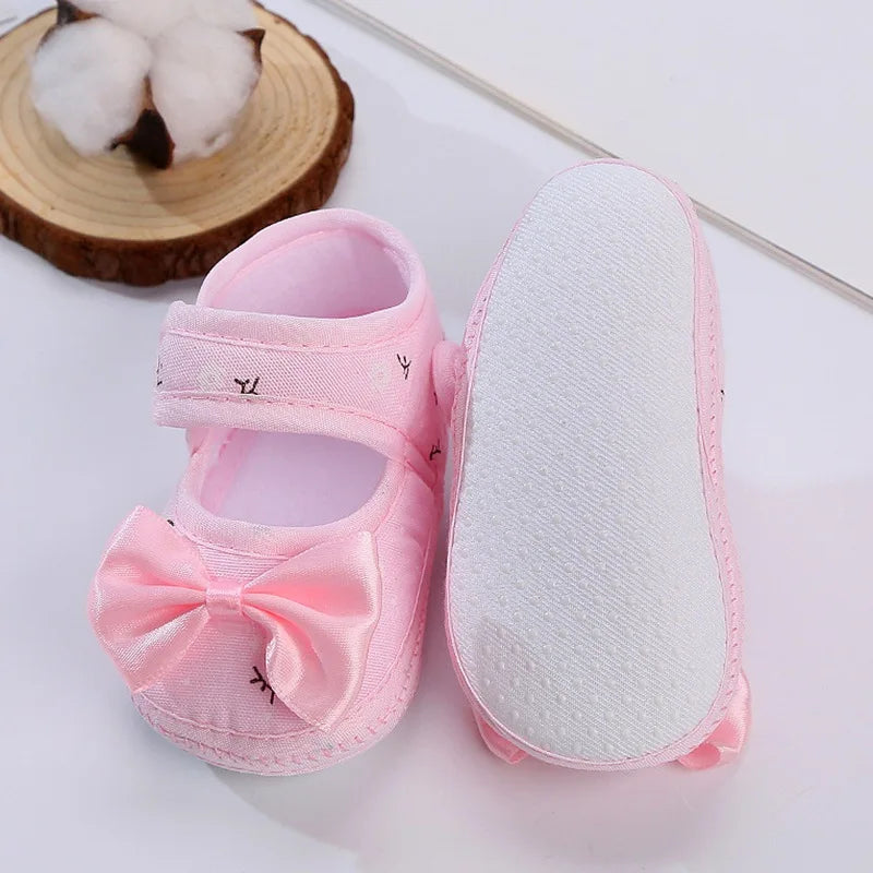 Square Mouth Girl Shoes Breathable Crib Shoes Warm Light Shoes Toddler Shoes For 0-12M