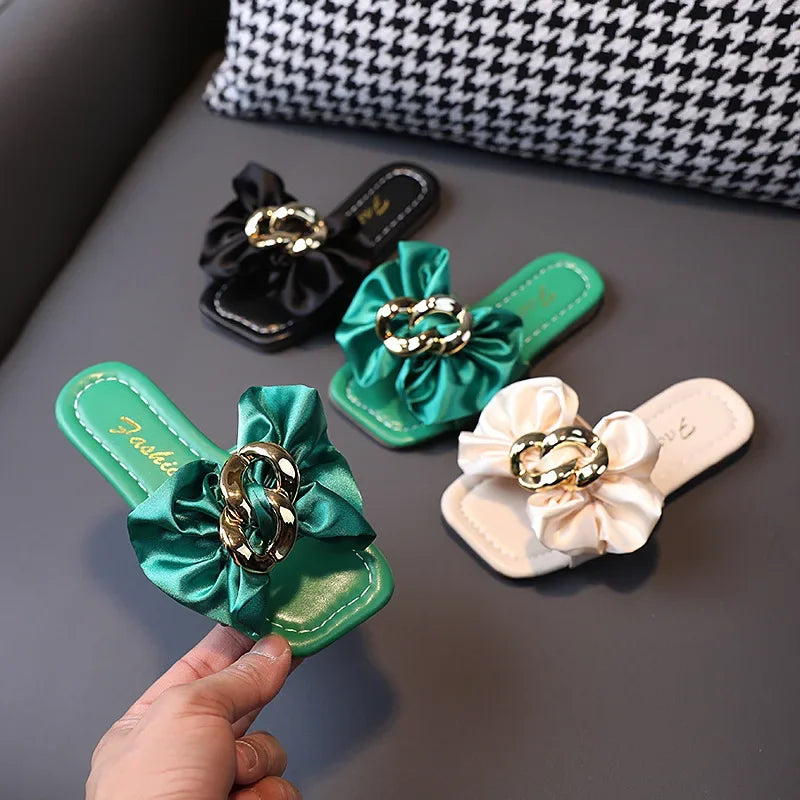 Girls Satin Bow Kids Versatile Slippers 2024 Summer New Green Simple Korean Kids Fashion Flat-bottomed Flip-flops Beach Shoes