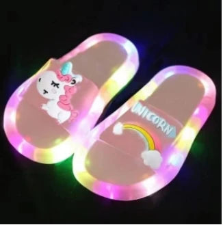 슬리퍼 Kids Shoe Fashion LED Luminescent Children's Slippers Summer New Cartoon Crystal Shoes Girls/boys Sandals Flip Flops