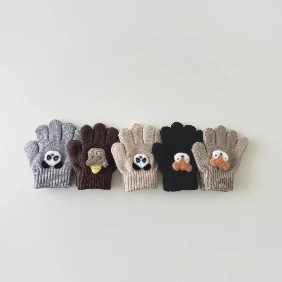 3-6 Years Children's Gloves Autumn and Winter Fashion Girls Boys Knitted Warm Cartoon Super Cute Five-finger Gloves Wholesale