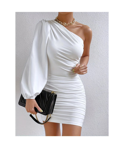 European and American sexy one shoulder long sleeved pleated skirt with wrapped buttocks dress