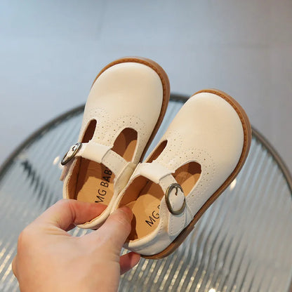 hildren Leather Shoes Retro 2024 Spring and Autumn Hollow Boys and Girls Hollow Solid Color Loafers Fashion Kids