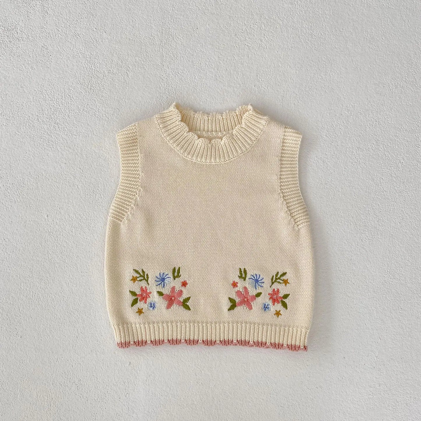 INS Spring and Autumn New Baby Girl Baby Fashion Versatile Cute Embroidered Round Neck Pullover Vest Cotton Knitted Sweater