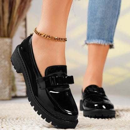 Women's 2024 Spring New Simple and Versatile PU Leather Women's Shoes Outdoor Casual Fashion Slip-On Women's Shoes Large Size