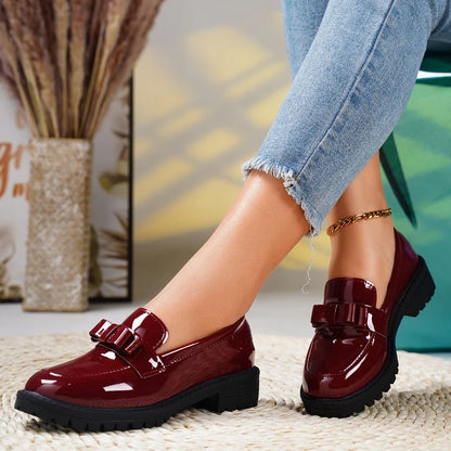 Women's 2024 Spring New Simple and Versatile PU Leather Women's Shoes Outdoor Casual Fashion Slip-On Women's Shoes Large Size