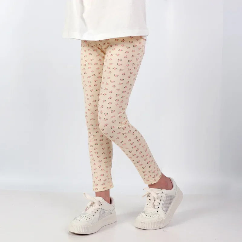 Baby Girls Leggings Kids Pencil Pants Casual Floral Trousers Slim Leggings Teens Nine Point Pant 2025 Spring Children's Clothing