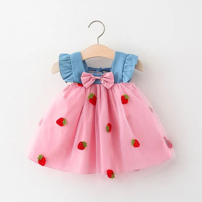 Summer New Girls' Little Flying Sleeve Dress Children's Bow Strawberry Embroidery Mesh Spliced Denim Princess Dress