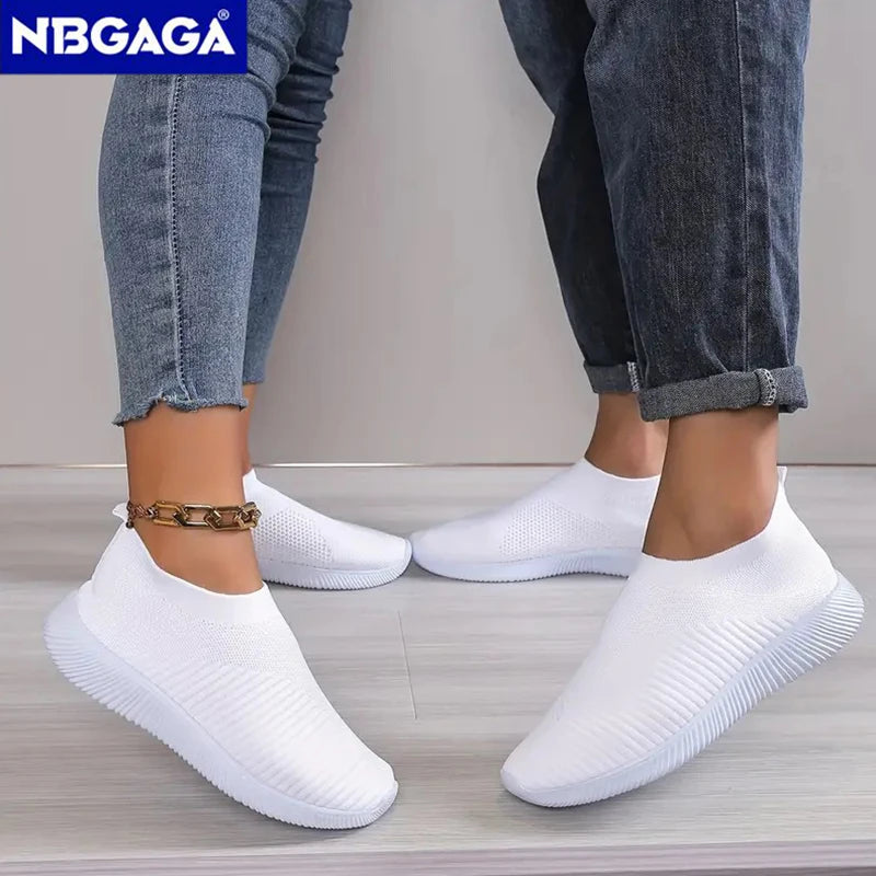 Women Casual Shoes Fashion Breathable Walking Flat Shoes Slip On Black Female Loafers Lightweight Jogging Shoes