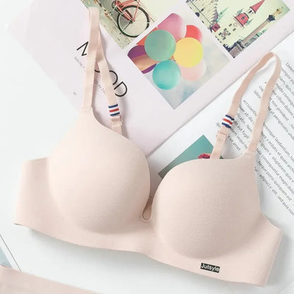 One Piece Sexy Seamless Small Chest Special Gathering Underwear Women's Thick Cup Non Steel Ring Girl Adjustable Bra